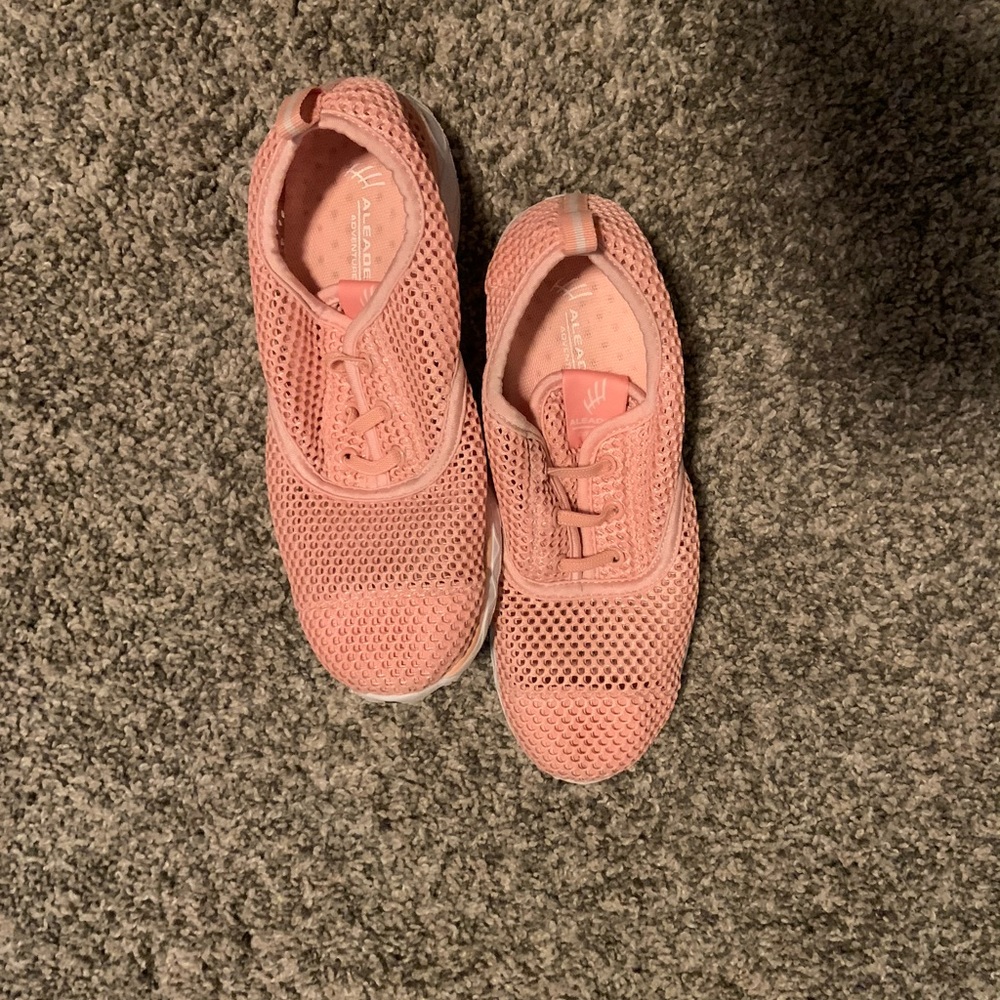 aleader water shoes